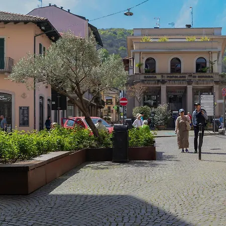 Апартаменты 2 Bedroom Beautiful In *