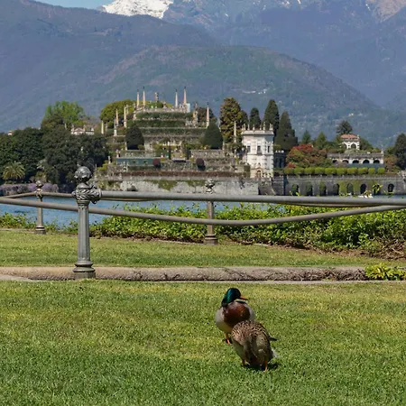 2 Bedroom Beautiful In * Stresa